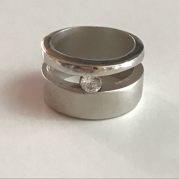 Jewelry - Silver Rhodium band with cubic zirconia